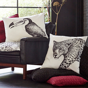 1.Ameno cushion cover - orchidee (45x45cm)2.Leopardo cushion cover - black &amp; white (50x50cm)